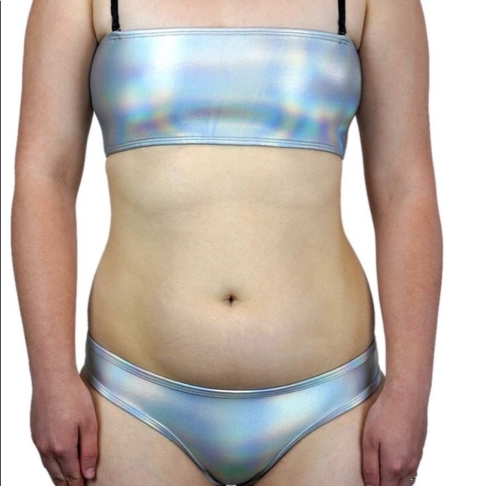 HOAKA HOLOGRAPHIC SET 2 bottoms!!!